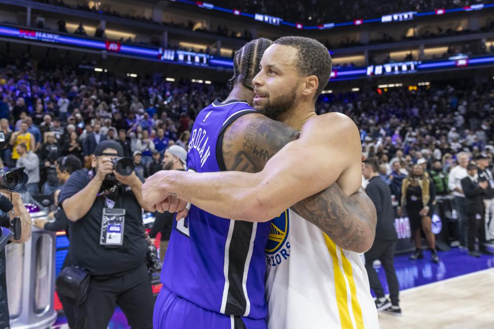 正席卷里尔 正席卷里尔